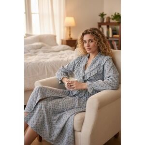 Miss Elaine Floral Print Robe Blue Pink White Ruffle Coquette Grandma Feminine M